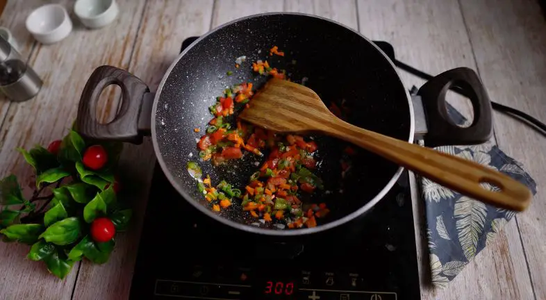 Step 2: Toss in the Vegetables Step 2: Toss in the Vegetables
