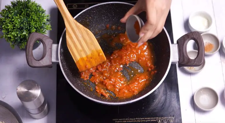 Step 3: Add Aromatics Step 3: Add Aromatics
