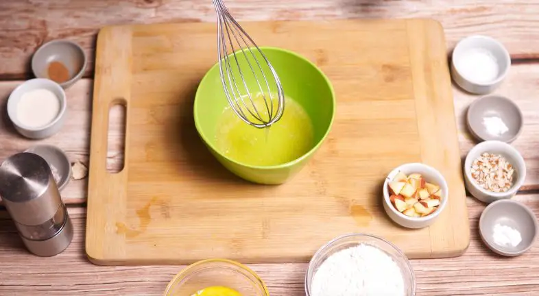 Step 3: Mix Your Wet Ingredients Step 3: Mix Your Wet Ingredients
