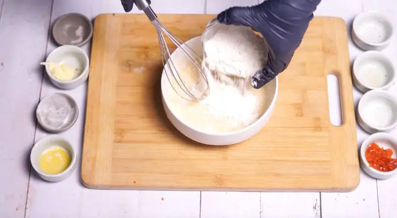 Step 2: Mix Dry Ingredients Step 2: Mix Dry Ingredients