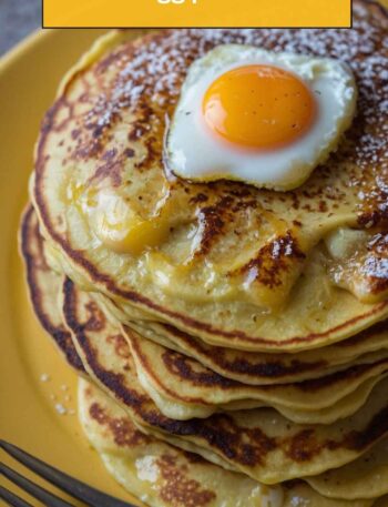 Banana and Egg Pancakes